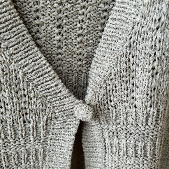 Vintage August Silk Tan Knit Ruffle Short Sleeve Shrug Cardigan Size Medium - Picture 8 of 11